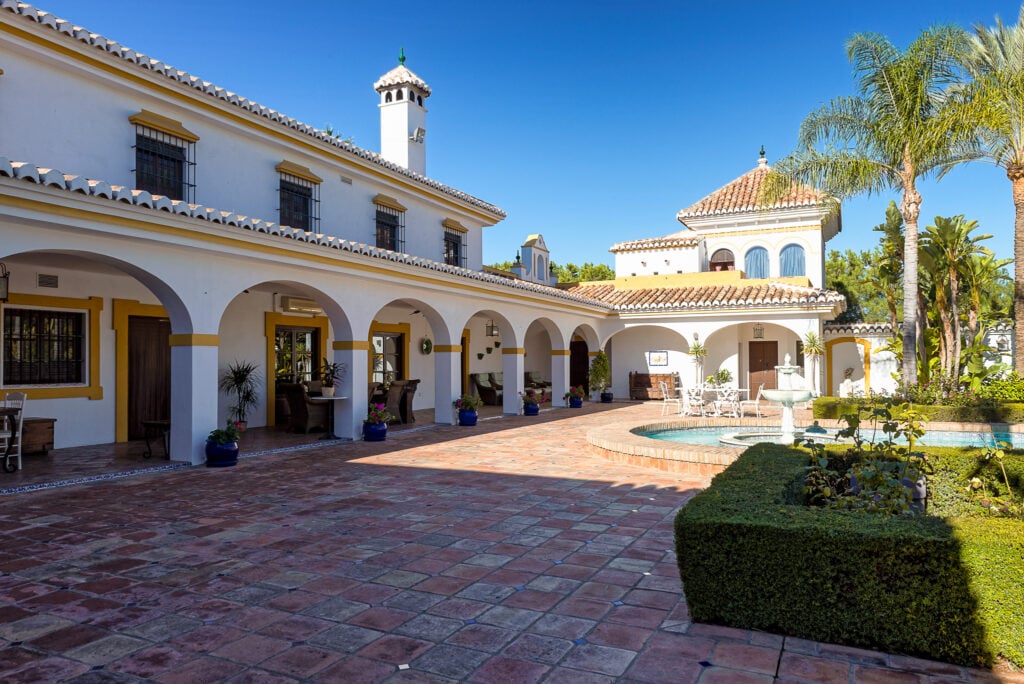 Camino Recovery - Main Building